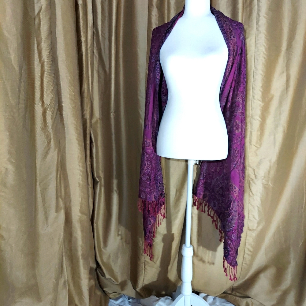 New 100% pure Priya shawls